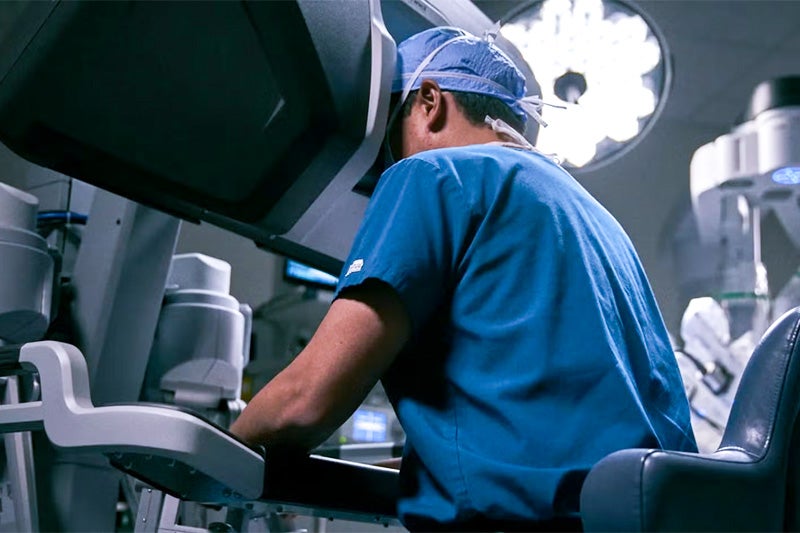 The da Vinci Surgical System