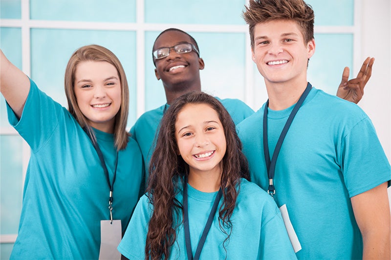 How to apply to be a teen volunteer
